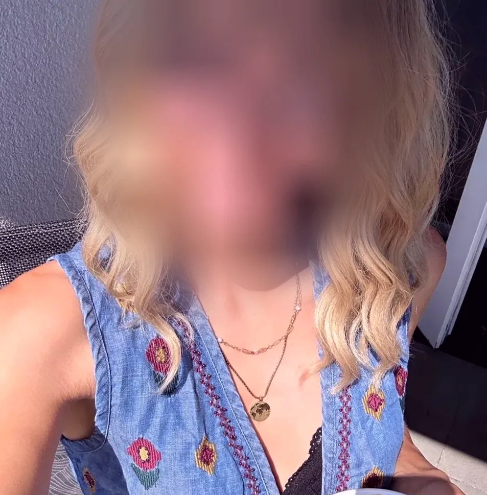 Dilara, 26