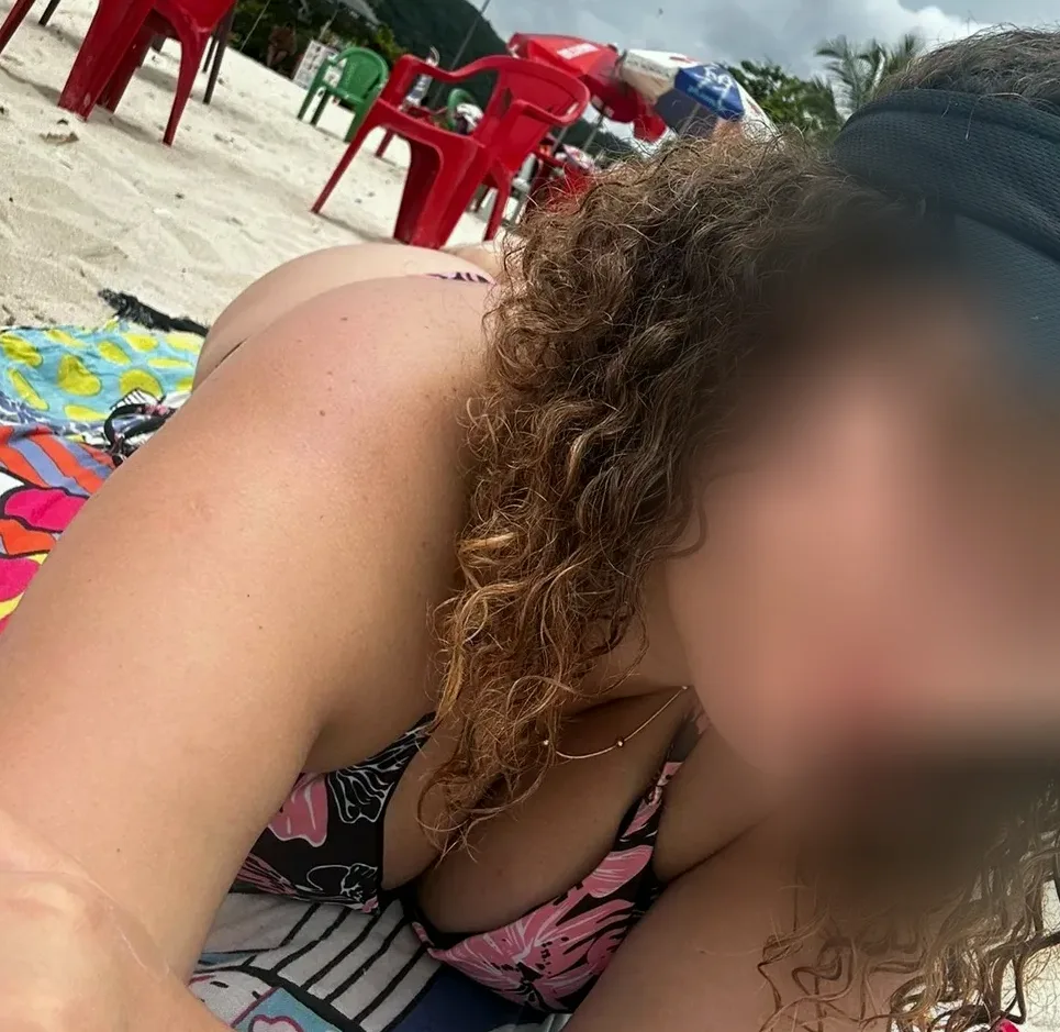 Nadine, 35